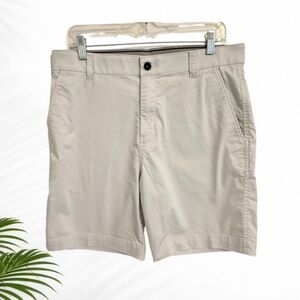 Nike Dri-FIT Golf Shorts Men 33 Light Gray Stretch Performance Chino